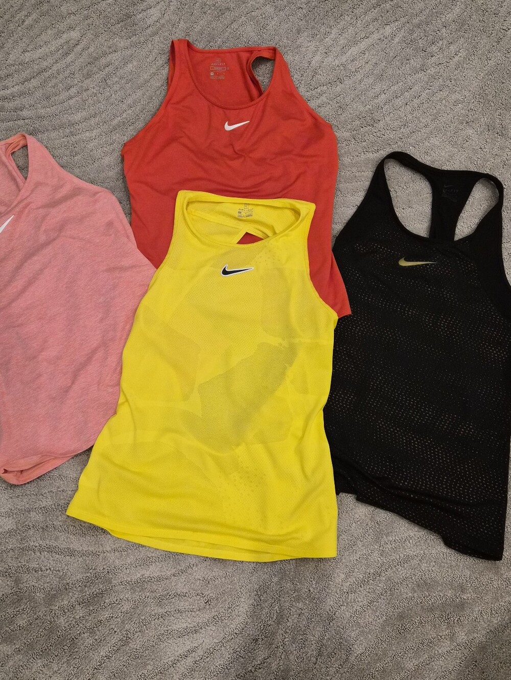 4 Nike Women’s Tank Top Bundle - Yellow, Red, Peach, Dark Blue - Size M - Picture 4 of 8